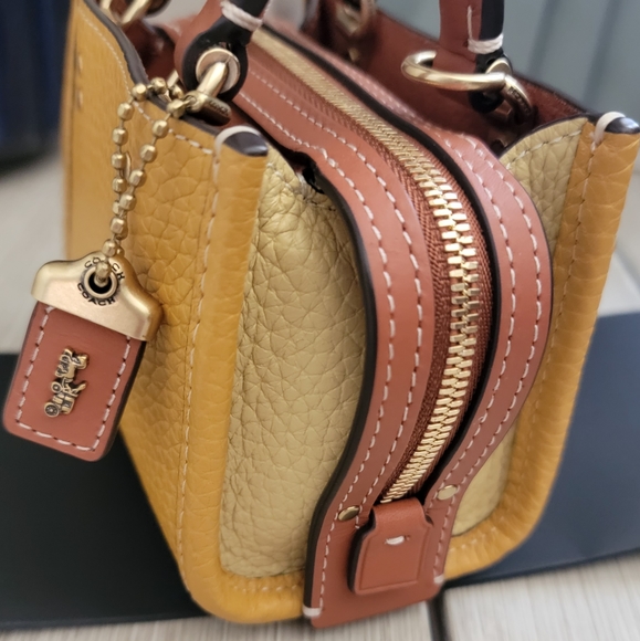 Coach Rogue 12 in Colorblock mini bag - Picture 11 of 16